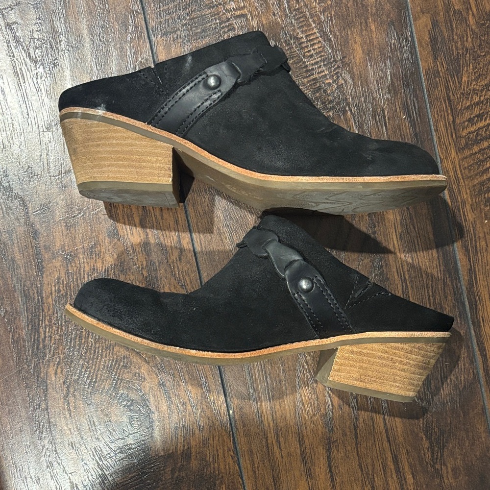 Earth Black Women's Mules with Wooden Heels